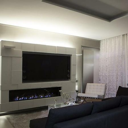 Crystal Skyline Neapolis Apartman Kültér fotó