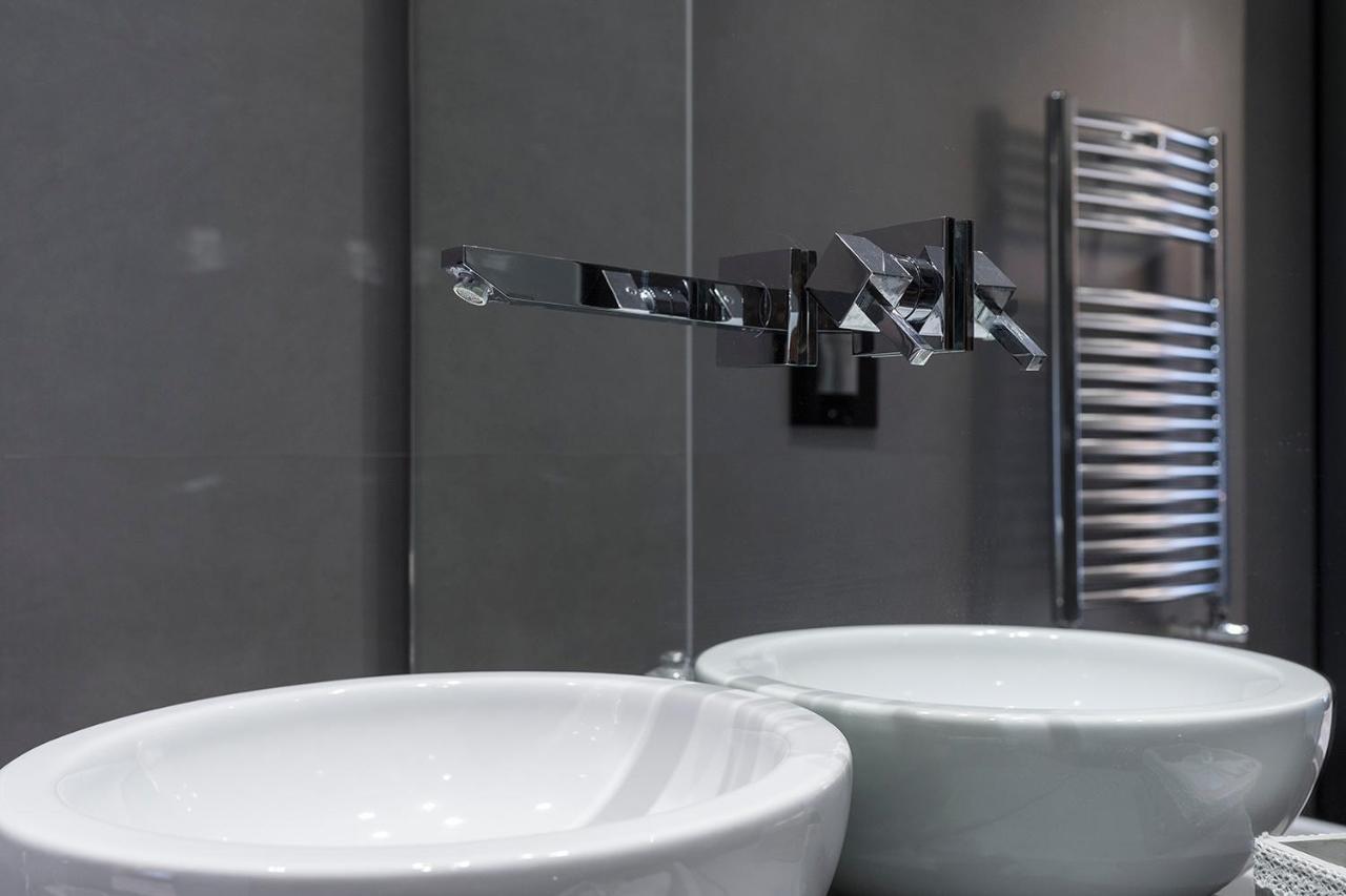 Crystal Skyline Neapolis Apartman Kültér fotó