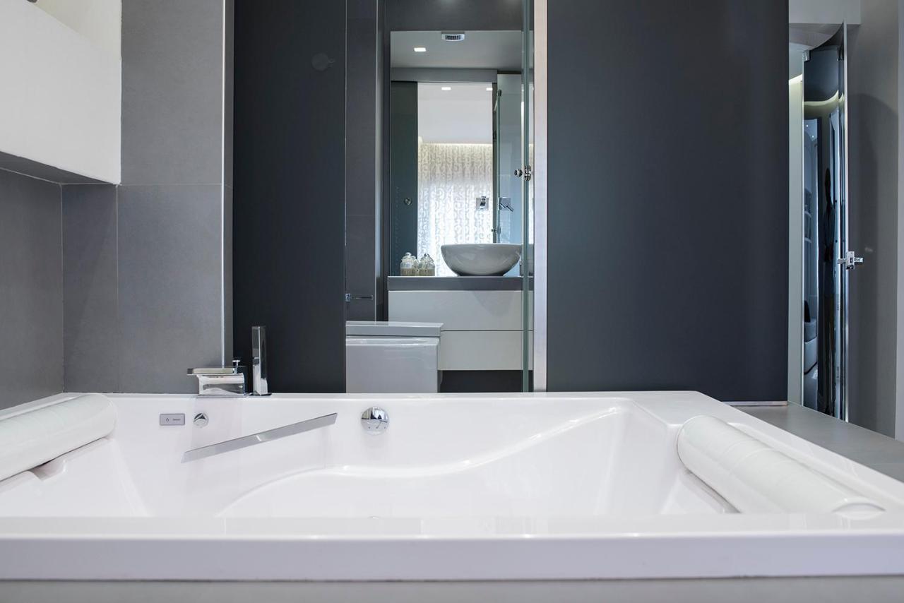 Crystal Skyline Neapolis Apartman Kültér fotó