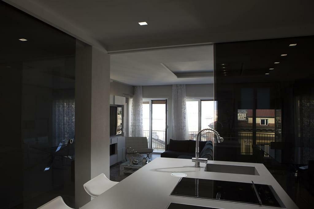 Crystal Skyline Neapolis Apartman Kültér fotó